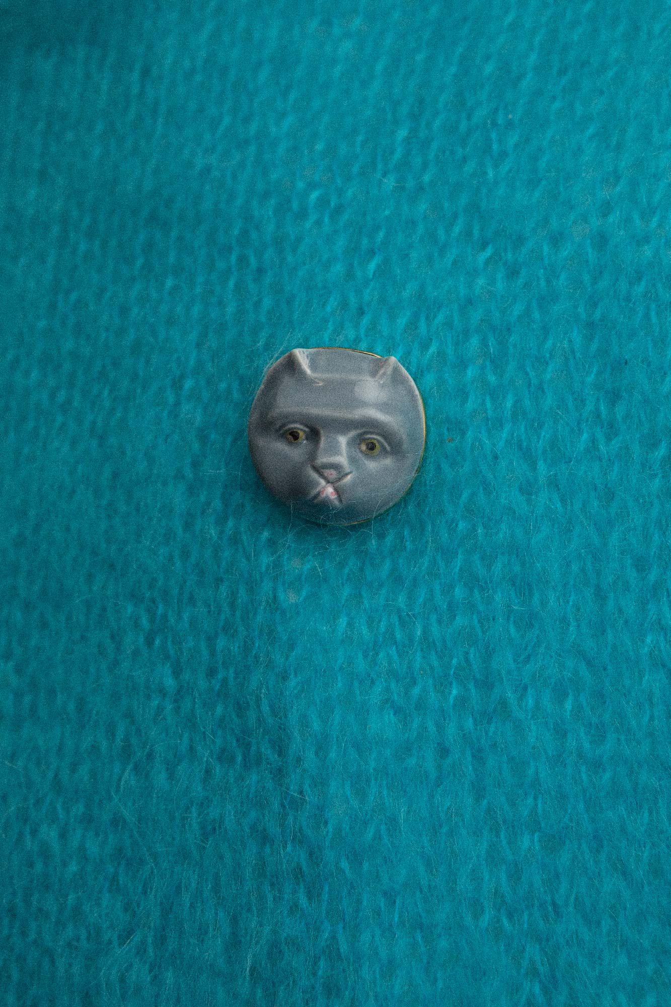 CAT FACE PIN - ANDRESGALLARDO