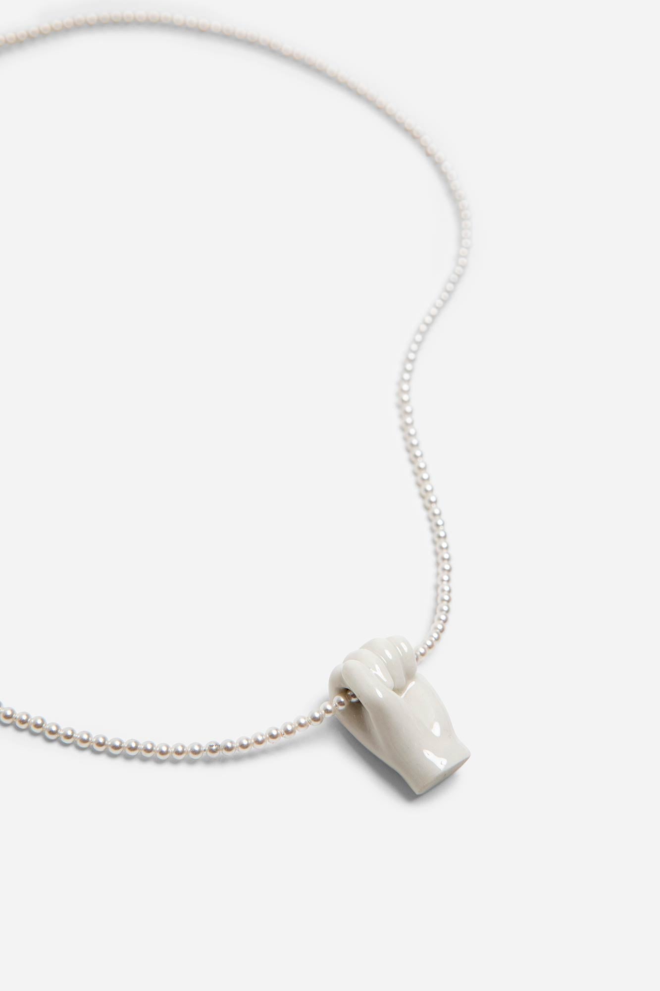 FIST & PEARLS NECKLACE - ANDRESGALLARDO