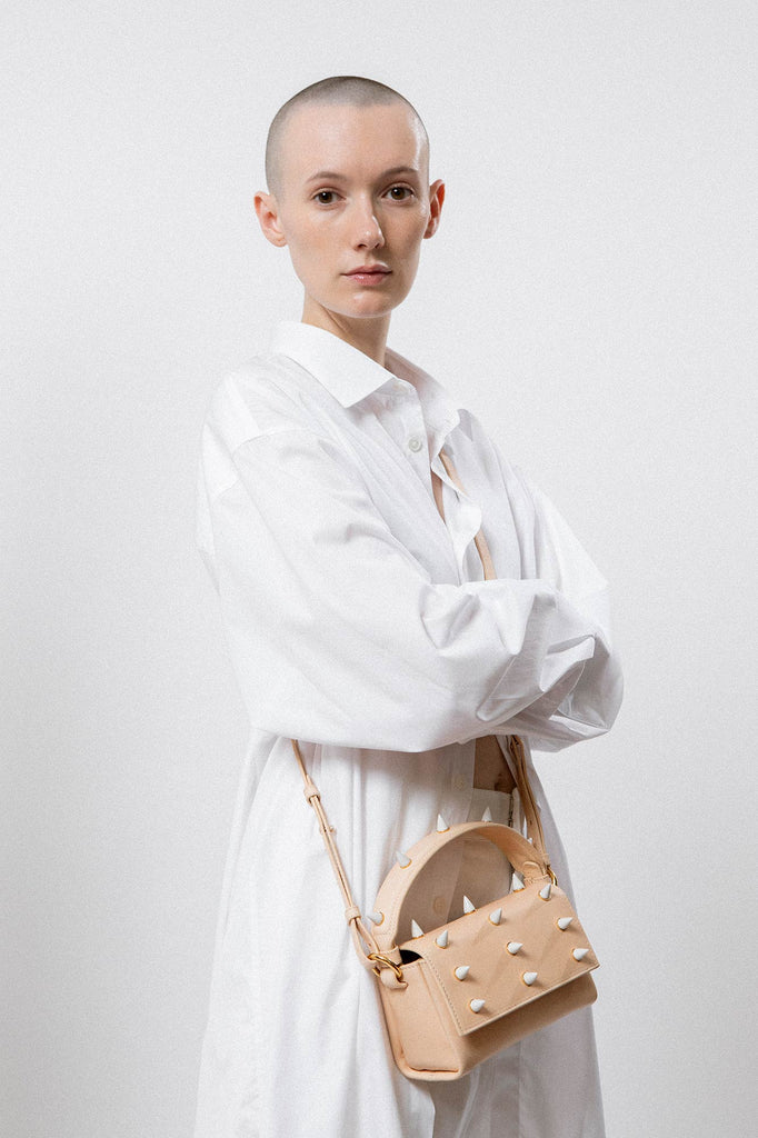 FLAP MINI SPIKE BAG SAND – ANDRESGALLARDO