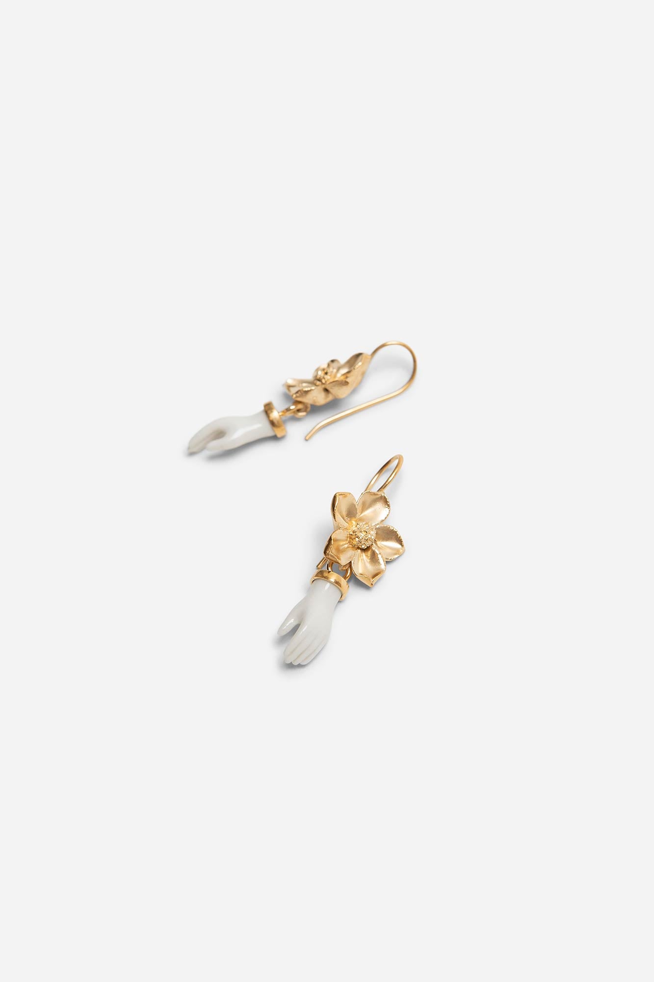 MINI HAND BLOOM EARRINGS - ANDRESGALLARDO