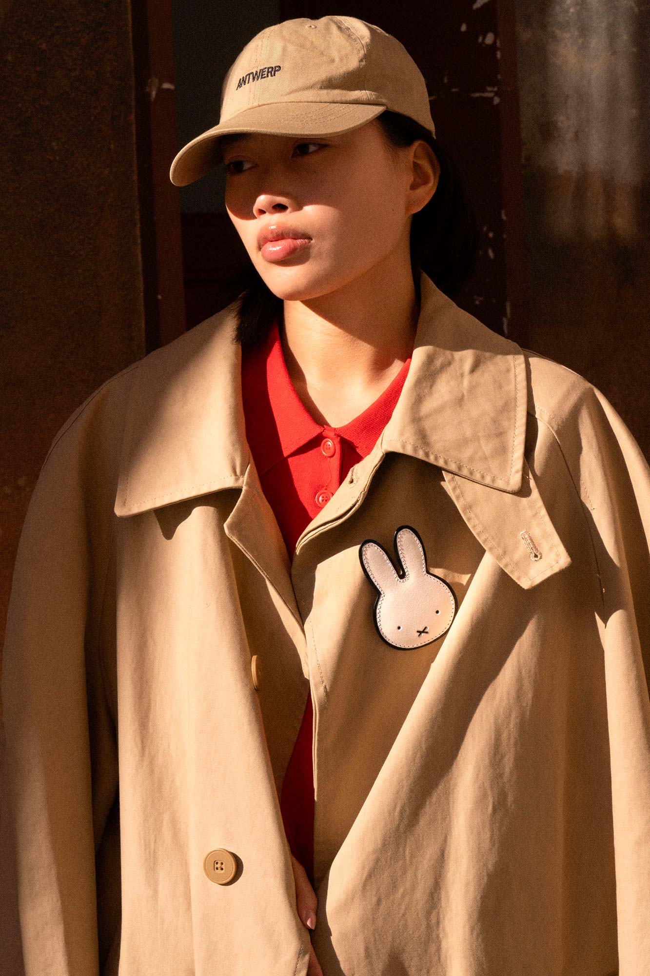 MIFFY LEATHER BROOCH - ANDRESGALLARDO
