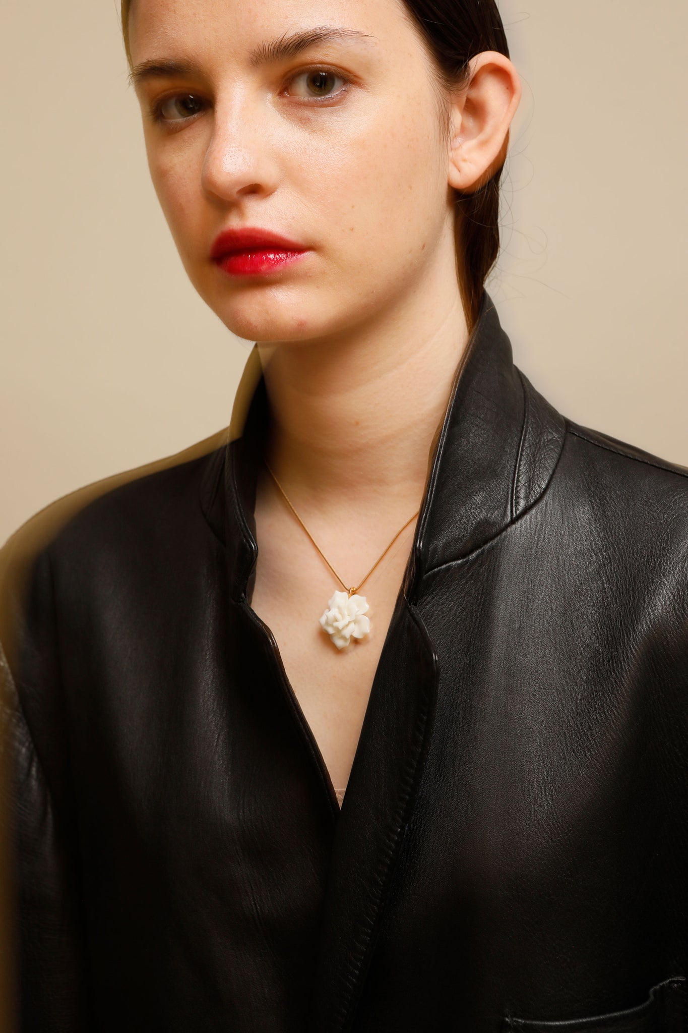 ROSE PENDANT WHITE - ANDRESGALLARDO