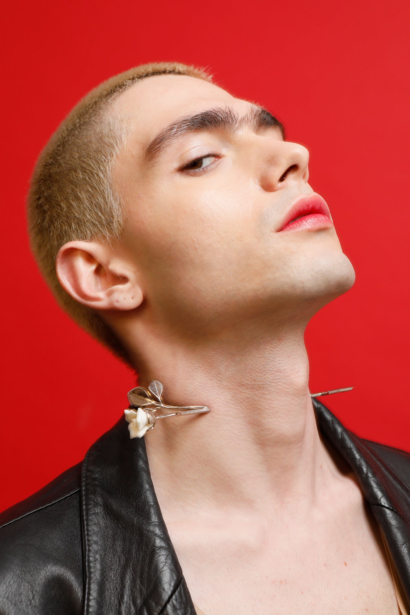 ROSEBUD CROSS CHOKER - ANDRESGALLARDO