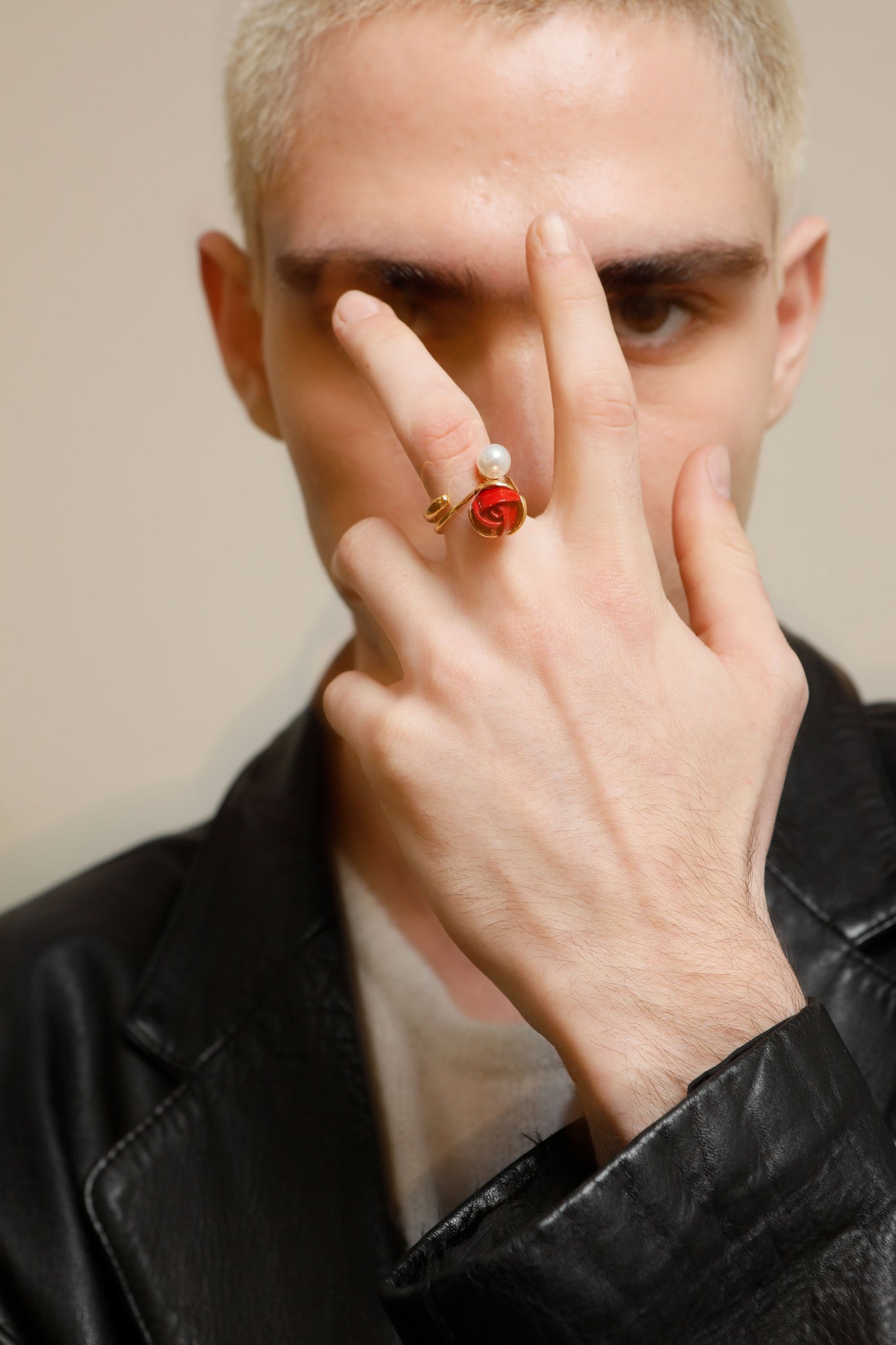 ROSEBUD & PEARL RING - ANDRESGALLARDO