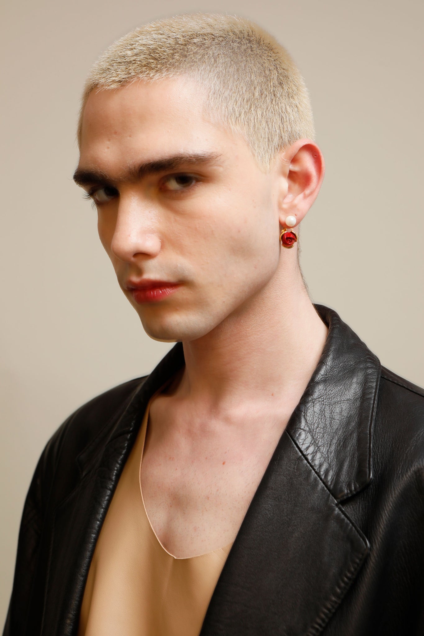 ROSEBUD & PEARL SING EARRING - ANDRESGALLARDO