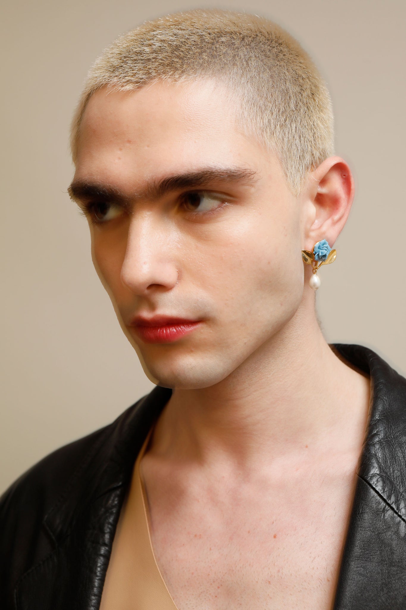 ROSE LEAF PEARL EARRINGS - ANDRESGALLARDO