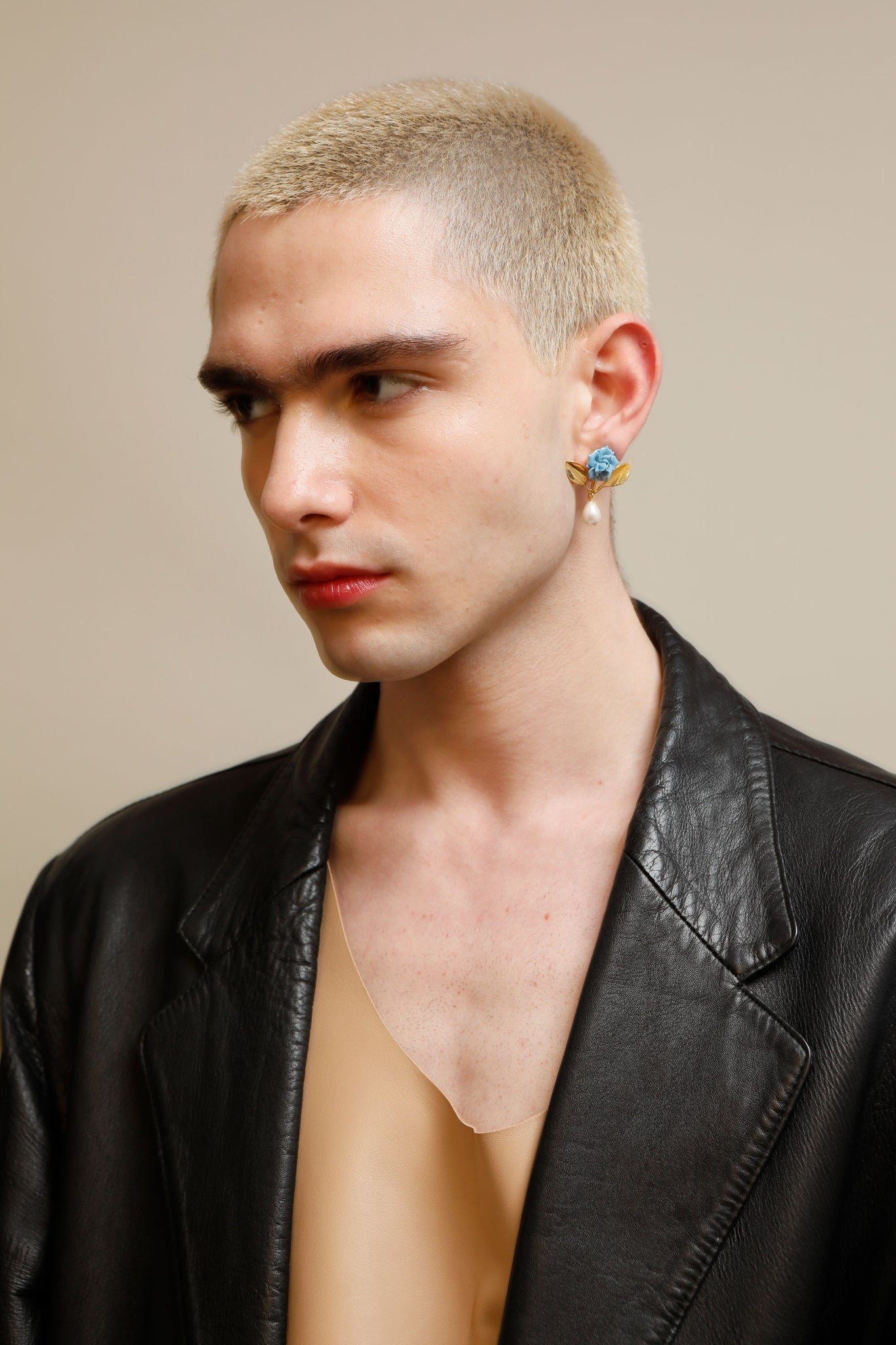 ROSE LEAF PEARL EARRINGS - ANDRESGALLARDO