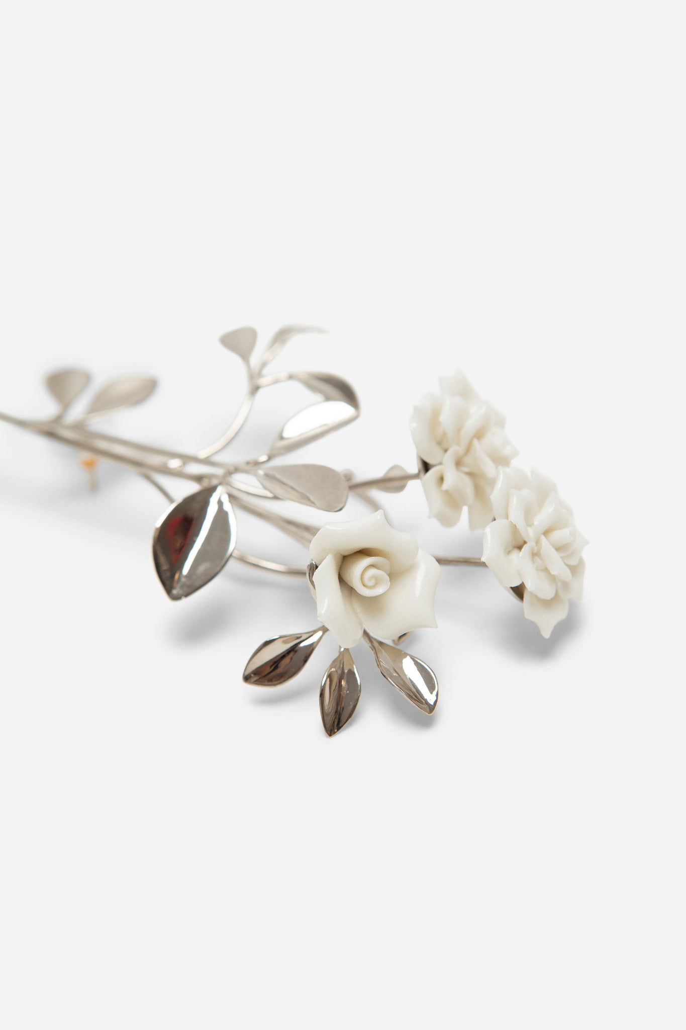 ROSE BOUQUET EAR CUFF - ANDRESGALLARDO
