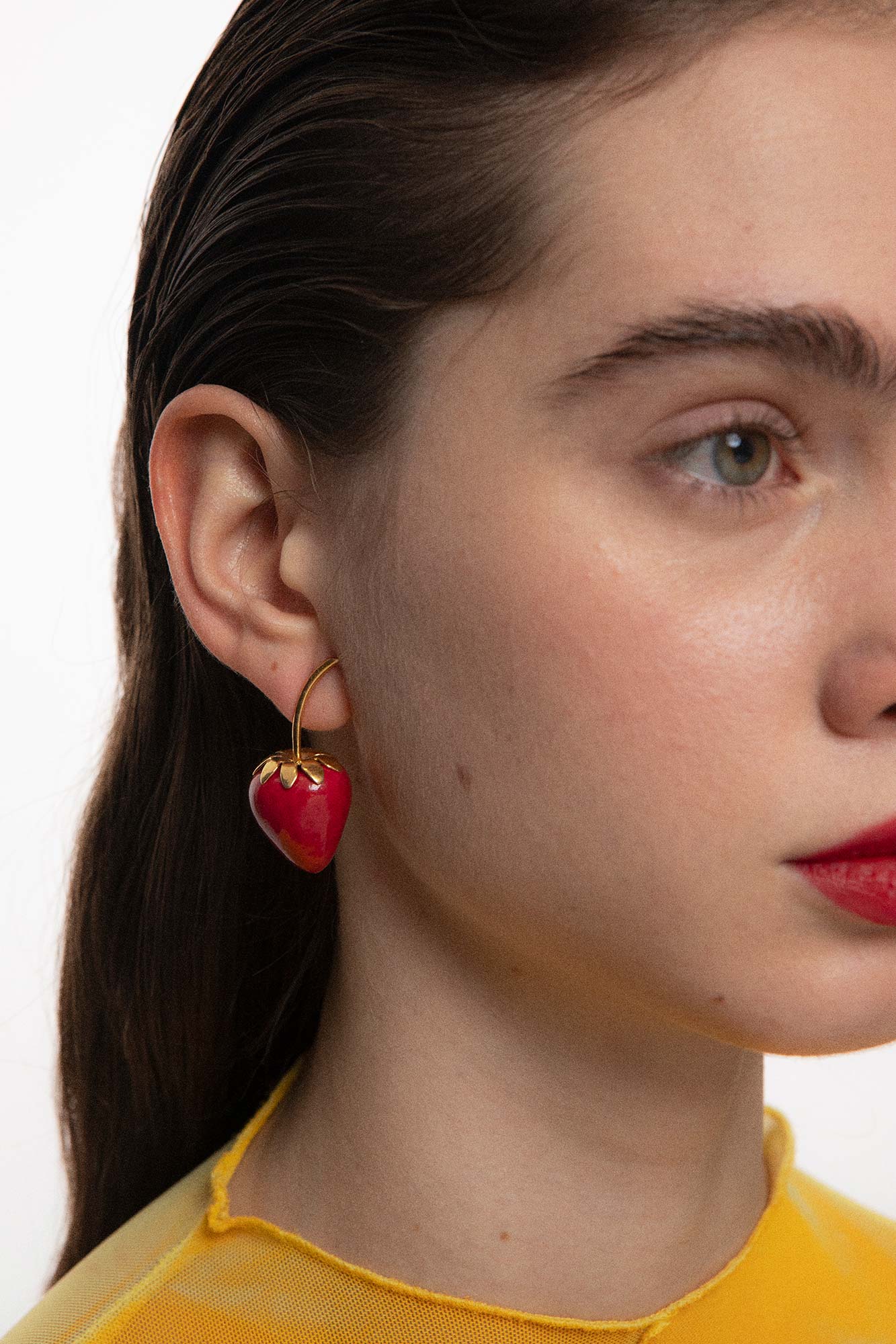 STRAWBERRY EARRINGS - ANDRESGALLARDO