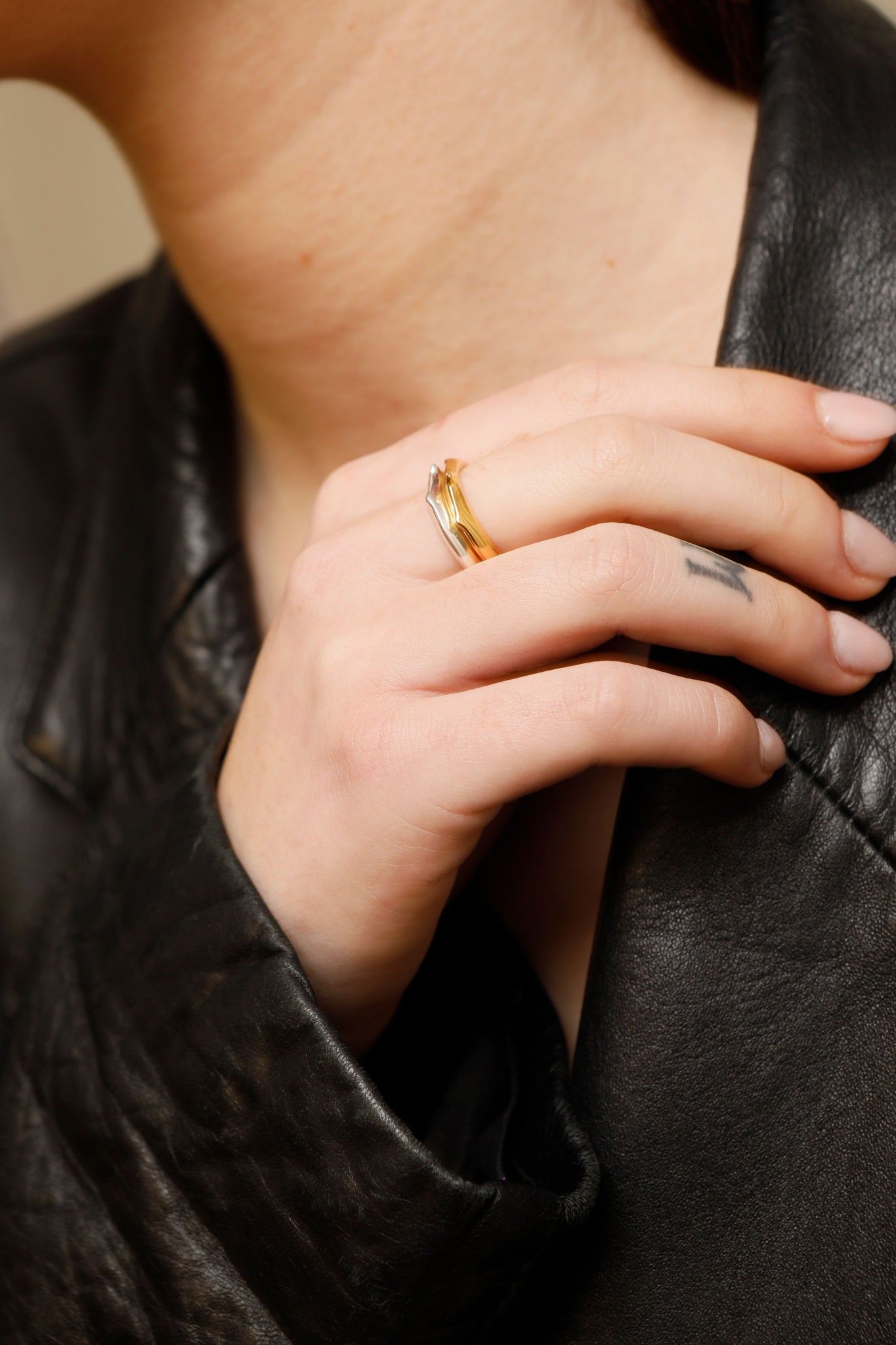 THORN RING