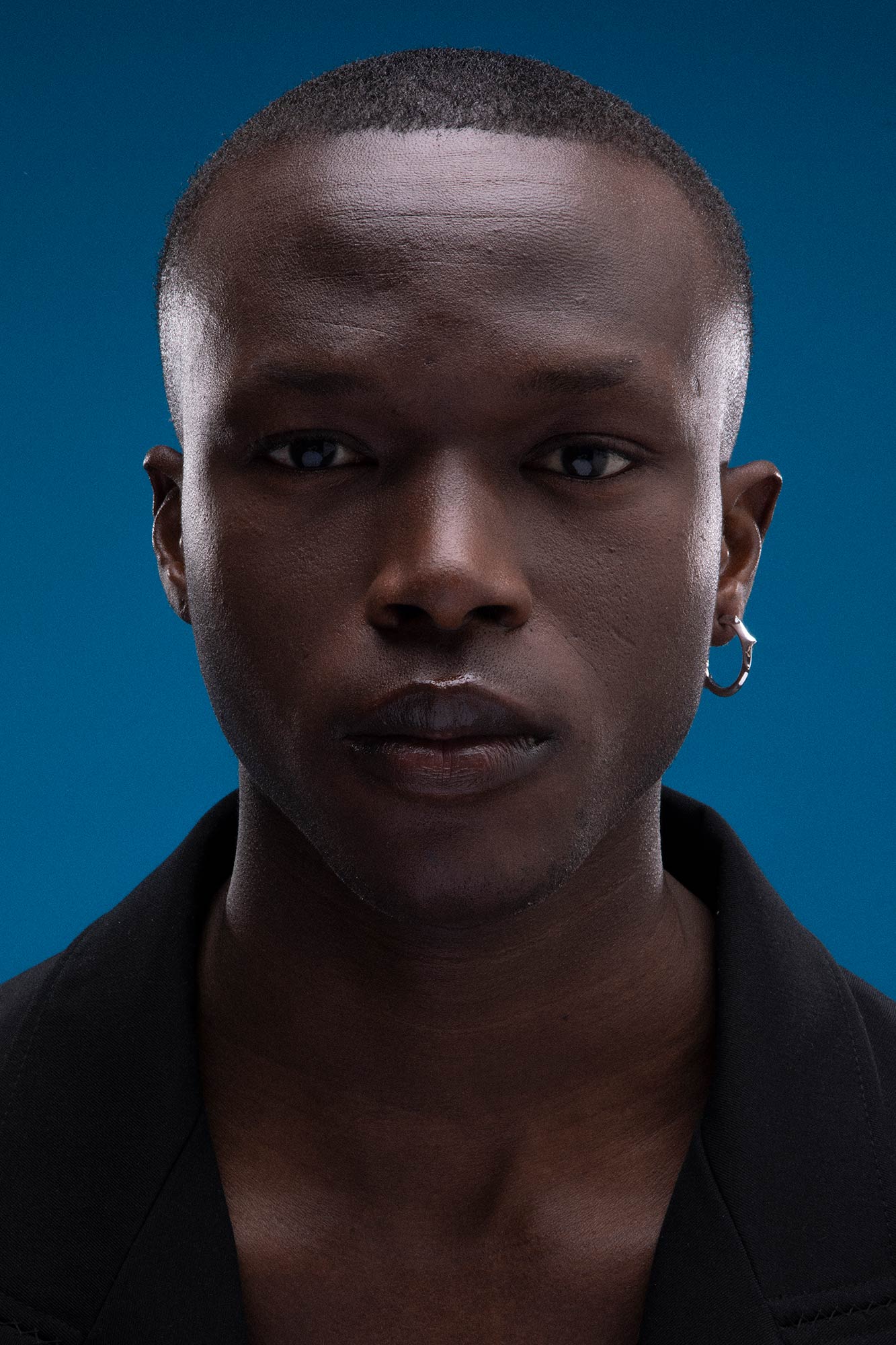 THORN HOOP SING EARRING GOLD